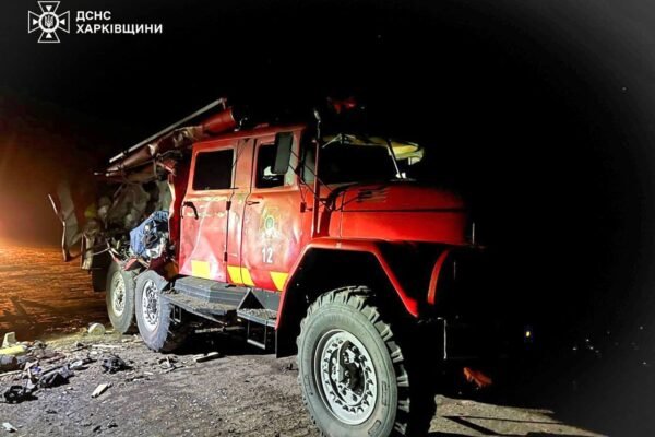 Харківські рятувальники потрапили під повторний обстріл росіян. Є жертви