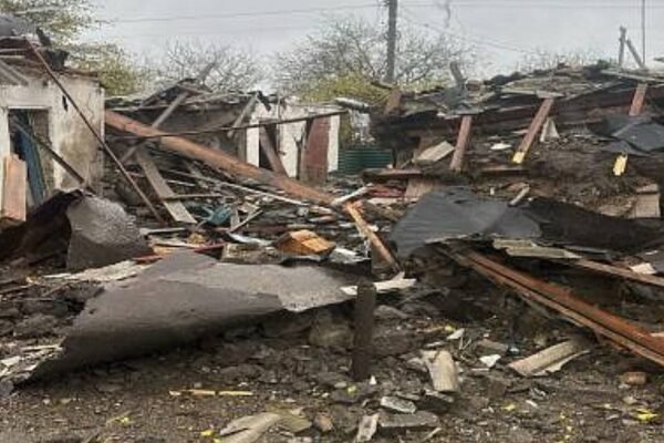 У Тернуватому на Запоріжжі після прильоту КАбів зруйновано школу та будинки