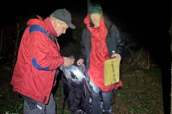На Закарпатті врятували туриста з Києва, який чотири дні блукав горами