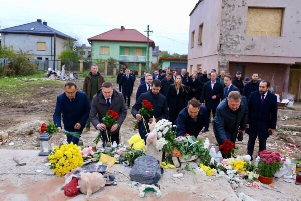 На Львівщину з робочим візитом прибув міністр закордонних справ Польщі Радослав Сікорський