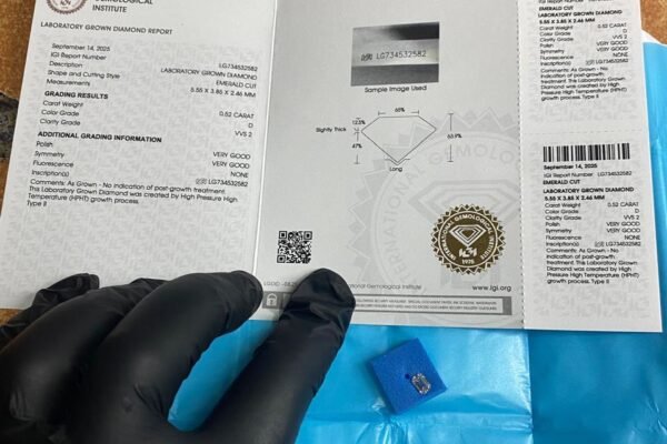 Мешканець Прикарпаття намагався завезти в Україну три діаманти