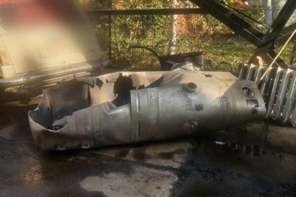 На Прикарпатті під час зварювання вибухнула алюмінієва ємність: загинув чоловік, ще один у лікарні