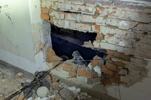 Уламок ворожого дрона пошкодив будинок нардепки Стефанішиної