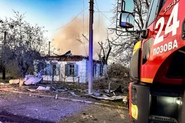 Окупанти вдарили по Лозовій на Харківщині: Поранені 2 жінки