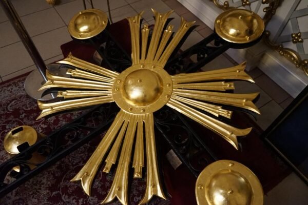 На купол собору Святого Юра у Львові повернуть відреставрований хрест