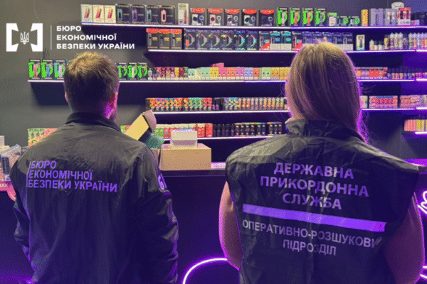 У Львові викрили масштабну мережу збуту контрафактних «електронок» та рідин до вейпів