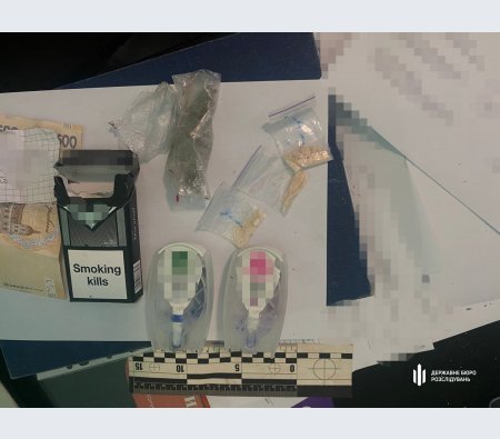 На Миколаївщині затримали працівника СІЗО, що постачав ув’язненим наркотики