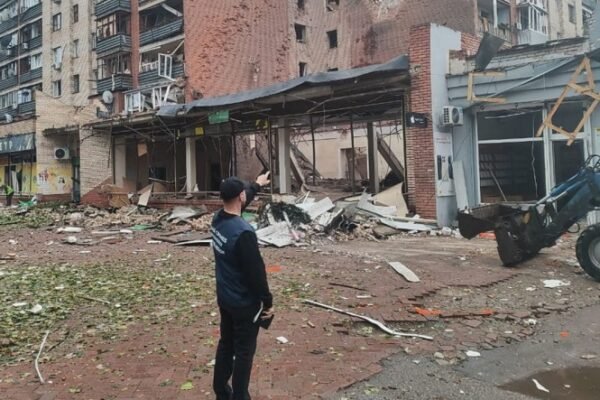 Ворог вдарив по багатоповерхівці у Слов’янську: Поранено 6 людей