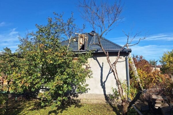 Росіяни вдарили по Дніпропетровщині: У Павлограді постраждали двоє людей