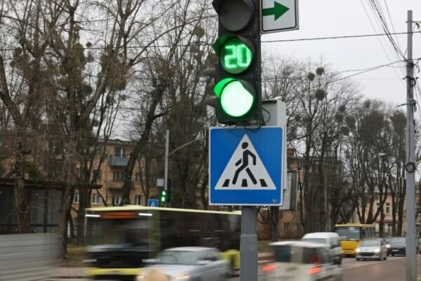 У Львові тестують роботу світлофорів на резервному живленні