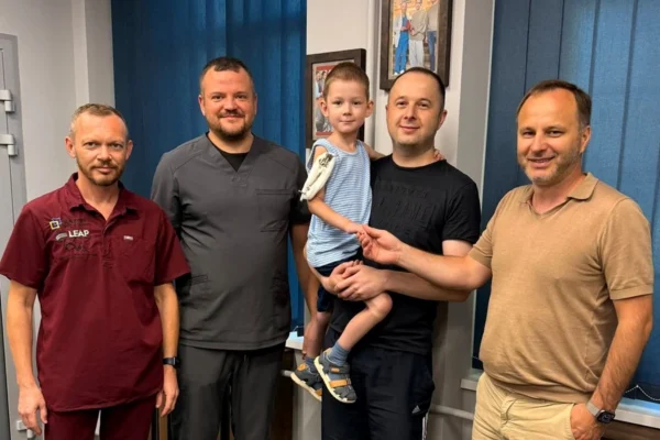 Львівські лікарі врятували 6-річного хлопчика з розривом печінки після важкої ДТП