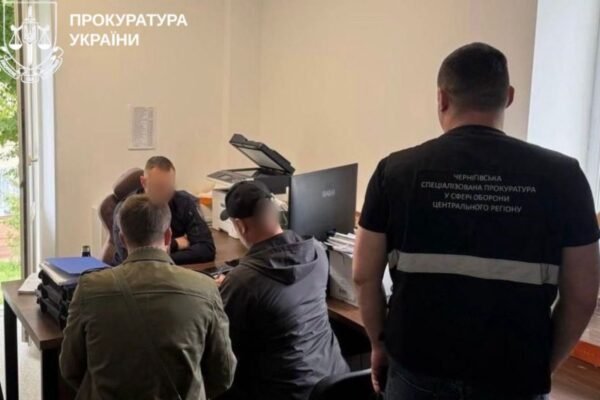 Правоохоронці викрили корупційні схеми у військових частинах Чернігівської та Житомирської областей