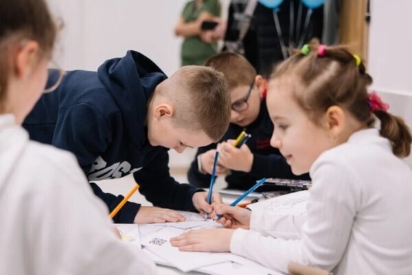 Встановлять рекорд: у лікарні Львова півсотні передчасно народжених дітей складатимуть найбільший пазл в Україні