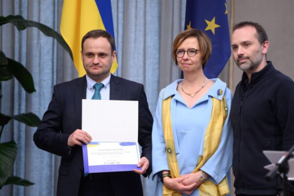 В Україні стартує будівництво євроколії від польського кордону до Львова
