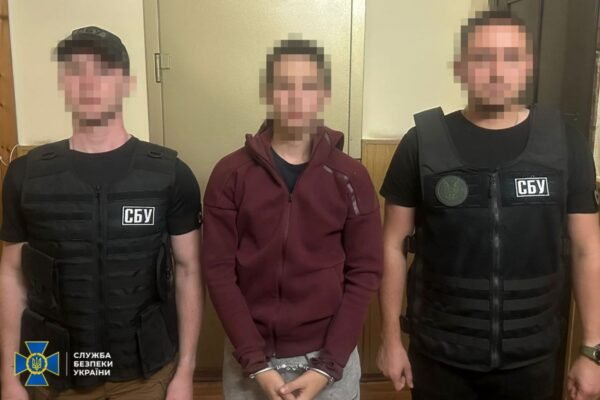 Ворожого агента, що коригував удари по залізниці на Полтавщині та Кіровоградщині, затримала СБУ