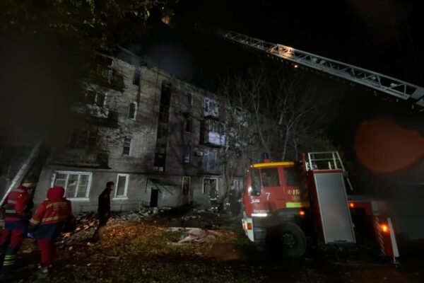 Масована атака Кам’янського: Поранено 8 людей, є руйнування