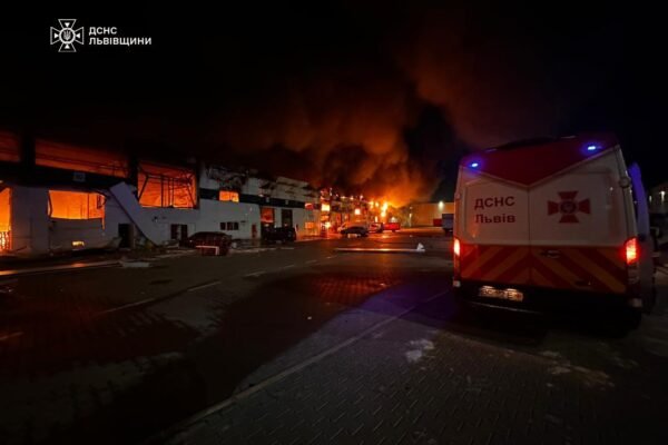 Зеленський розповів про кількість ракет та дронів, що атакували Україну цієї ночі