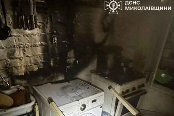 Незвична пожежа: У Миколаєві через свічку загорілася пралка