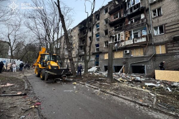 Масований удар по Запоріжжю: рятувальники завершили ліквідацію наслідків (ФОТО)