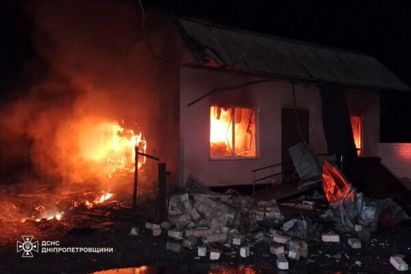 Троє людей постраждали через обстріли на Дніпропетровщині