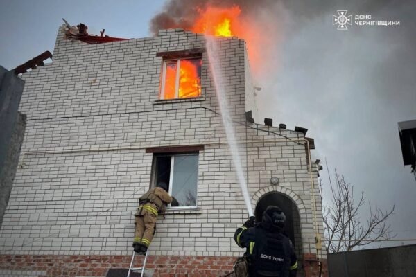 Ворог ввечері і всю ніч атакував Чернігівщину