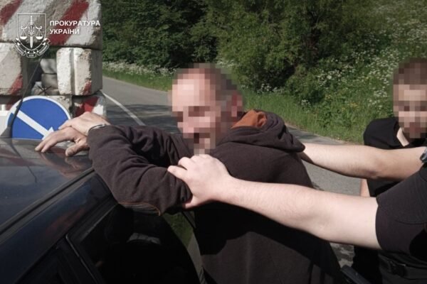 На Закарпатті чоловіка засудили до 12 років за ґратами за вбивство двоюрідного брата