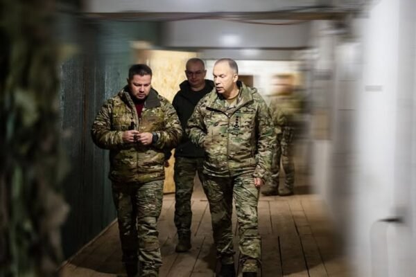 Про контроль ворога Покровська і оточення Сил Оборони зараз не йдеться, – Сирський