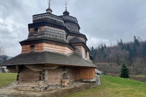 На Львівщині після 8 років реставрації відкрили стародавню святиню