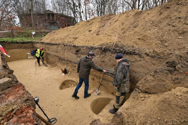 На львівській Цитаделі завершують перший етап археологічних досліджень: людських поховань поки не знайшли