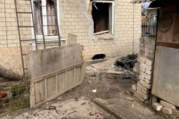 Росіяни вдарили по двох районах Дніпропетровщини: Постраждав 56-річний чоловік