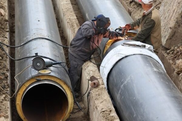 Частина Львова залишилася без опалення через аварію на тепломережі