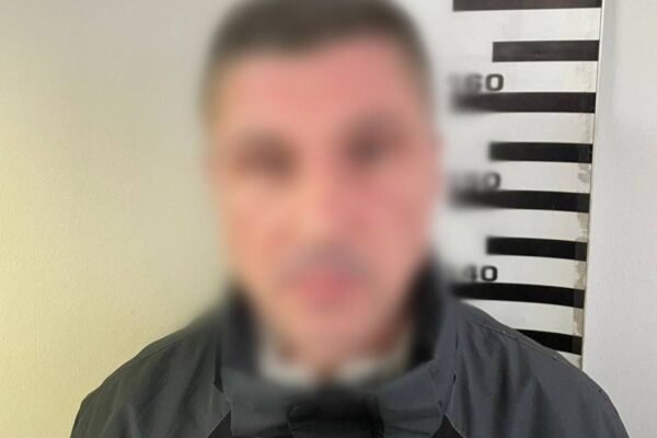 У Києві перехожий виявив непритомну дівчину. З’ясувалося, що її зґвалтував 51-річний чоловік
