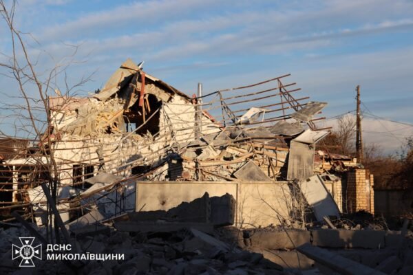 У Миколаєві “шахед” влучив у приватний будинок