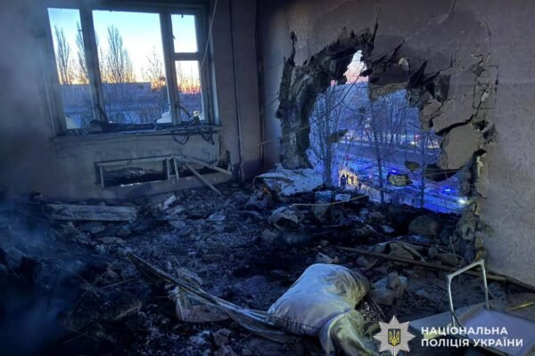 На Чернігівщині росіяни атакували критичну та цивільну інфраструктуру. Є загиблі та поранені (ФОТО)