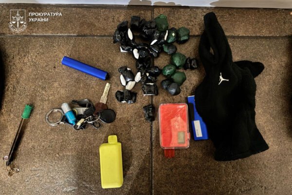 На Львівщині до 9 років засудили торговця PVP, амфетаміном та екстазі: одну з закладок він зробив на воротах дитсадка