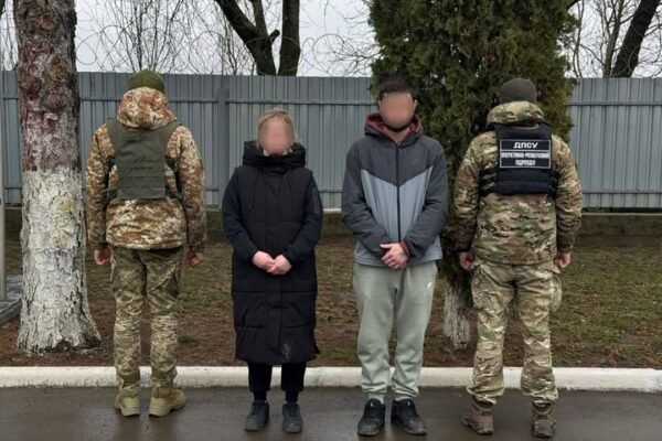 На кордоні зі Словаччиною затримали двох громадян Чехії, які незаконно намагалися виїхати з України