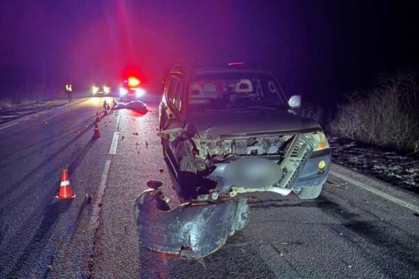 На Прикарпатті в аварії з автомобілем Mitsubishi Pajero загинув скутерист