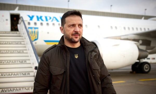 Зеленський прибув до Флориди для переговорів із Трампом: Зустріч відбудеться раніше