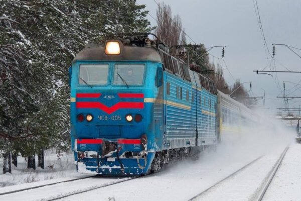 На різдвяні та новорічні свята Укрзалізниця запускає додаткові рейси до Львова та в Карпати