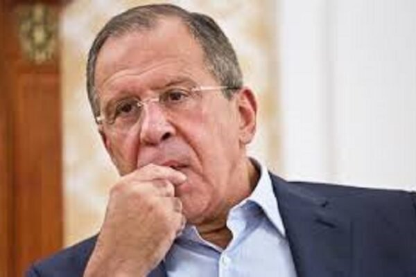 РФ “перегляне переговорну позицію”: У Кремлі заявили про нібито атаку українських дронів по резиденції Путіна