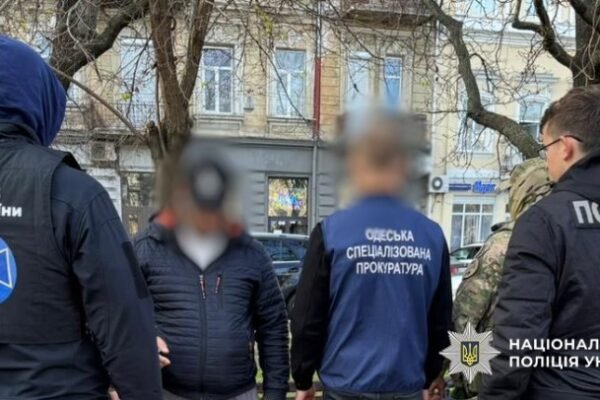 Іноземець, що проживає в Одесі та є симпатиком росіян, намагався відкупитися від СБУ
