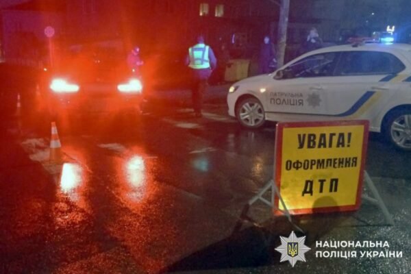 У Хмельницькому 11-річного хлопчика збило авто на регульованому переході (ФОТО)