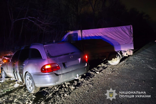 На Тернопільщині у ДТП травмувалися батько та восьмирічний син