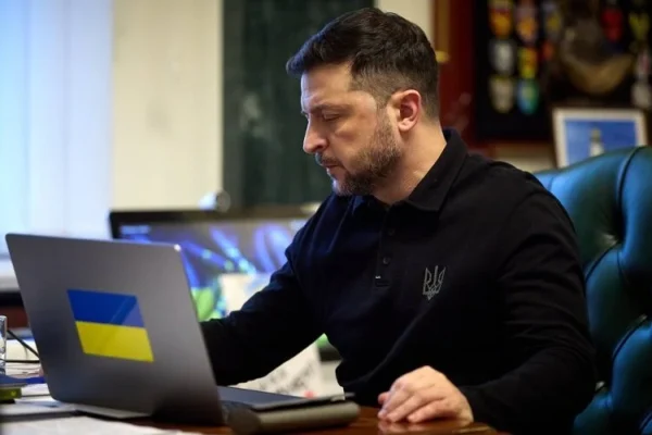 Зеленський доручив СЗР більш предметно відстежувати співпрацю Росії та Китаю в усіх аспектах