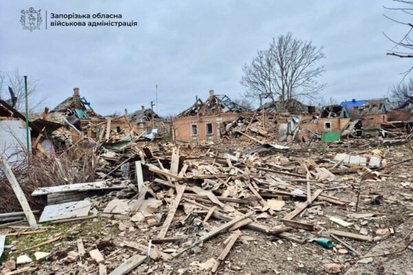 Росіяни вдарили по Оріхову на Запоріжжі: Поранили жінку