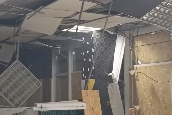 Росіяни вдарили по Нікопольщині: Постраждали двоє чоловіків