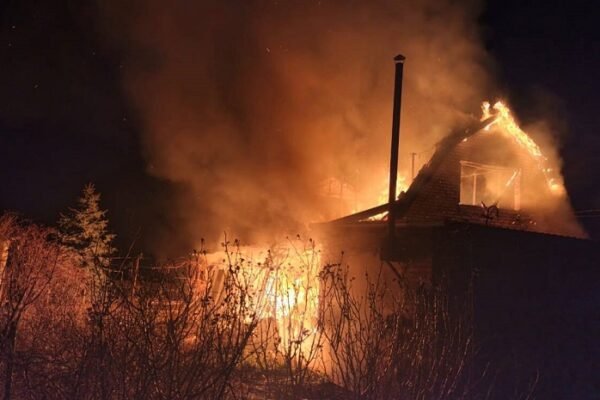 Росіяни вдарили по Дніпропетровщині: Атакували три райони 