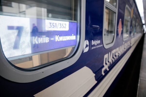 В “Укрзалізниці” призначили додаткову групу вагонів до Кишинева з Одеси та Києва