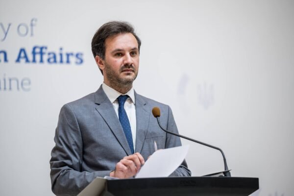 Вигадка росіяни про нібито напад на резиденцію Путіна є лише  виправданням для відмови РФ від мирних зусиль, – МЗС