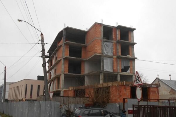 У Львові забудовнику виписали штрафів на майже пів мільйона і дали два місяці, щоб знести самобуд